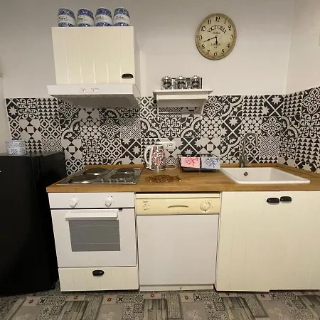 Apartment Back To The Past